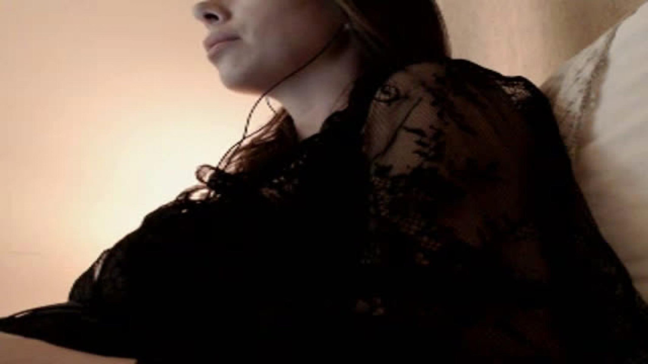 Homo_sapiens MyFreeCams [2018-04-26 15:12:42]