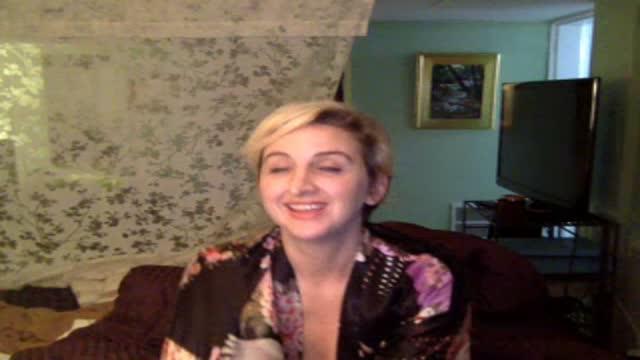Melaniebee video [2015/11/07 22:30:53]